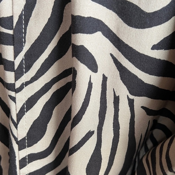 Vintage Chaps Black Tan Animal Zebra Print Trench Coat - Picture 14 of 14
